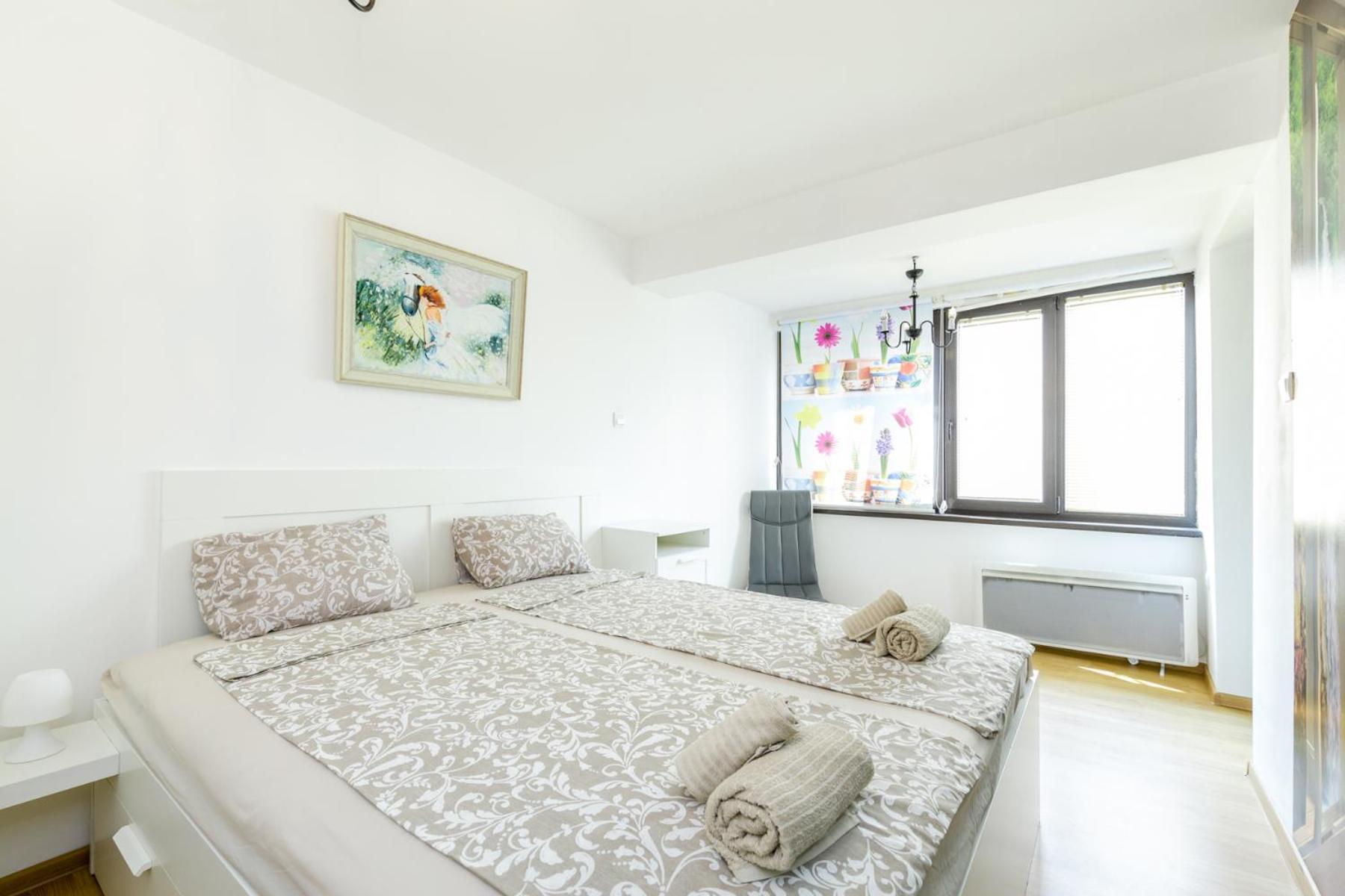 The White Apartment - Free Parking Sofia Luaran gambar